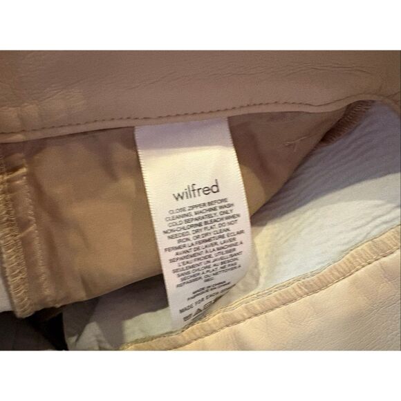 Wilfred Aritzia patent Leather pants size 4 - Picture 14 of 14